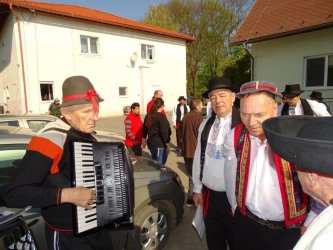 Staviame my mája...