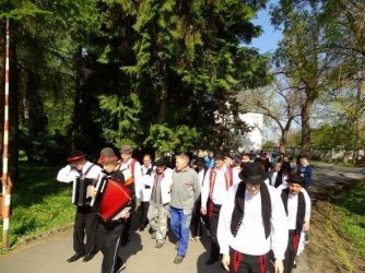 Staviame my mája...