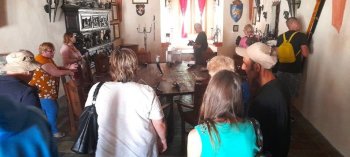 Potulky v ríši rozprávok – návšteva Vígľašského hradu a Haličského zámku