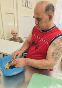 Oslava narodenín a menín v ubytovacom dome Platan zavoňala domácimi štrúdľami