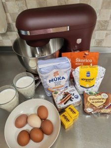 Spoločné pečenie škoricových slimákov v UD Platan