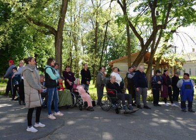 Stavanie mája znovu prinieslo do nášho zariadenia radosť aj krásu tradícií