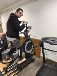 Stretnutie v telocvični – regulujeme vianočné kilá