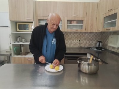 Príprava a varenie bazového sirupu