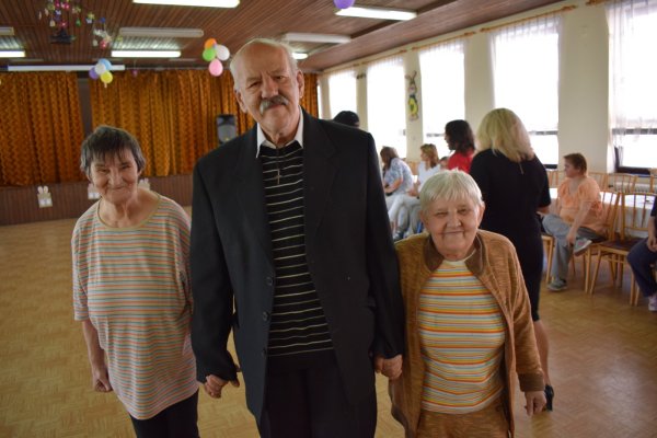Pol storočia obklopený láskou:  Príbeh nášho Števka, pre ktorého sme skutočným domovom