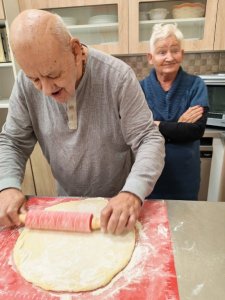 Spoločné pečenie škoricových slimákov v UD Platan