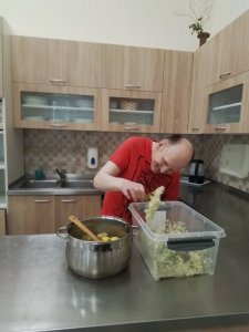 Príprava a varenie bazového sirupu