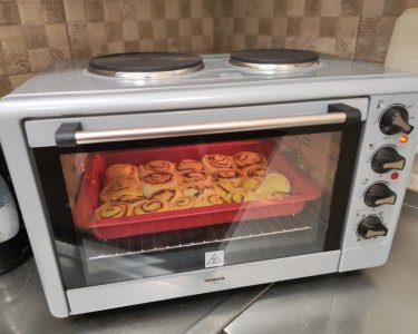 Spoločné pečenie škoricových slimákov v UD Platan