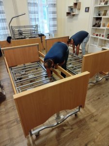 Poďakovanie MPSVaR SR a ÚBBSK za finančnú podporu pri nákupe elektrických polohovateľných postelí